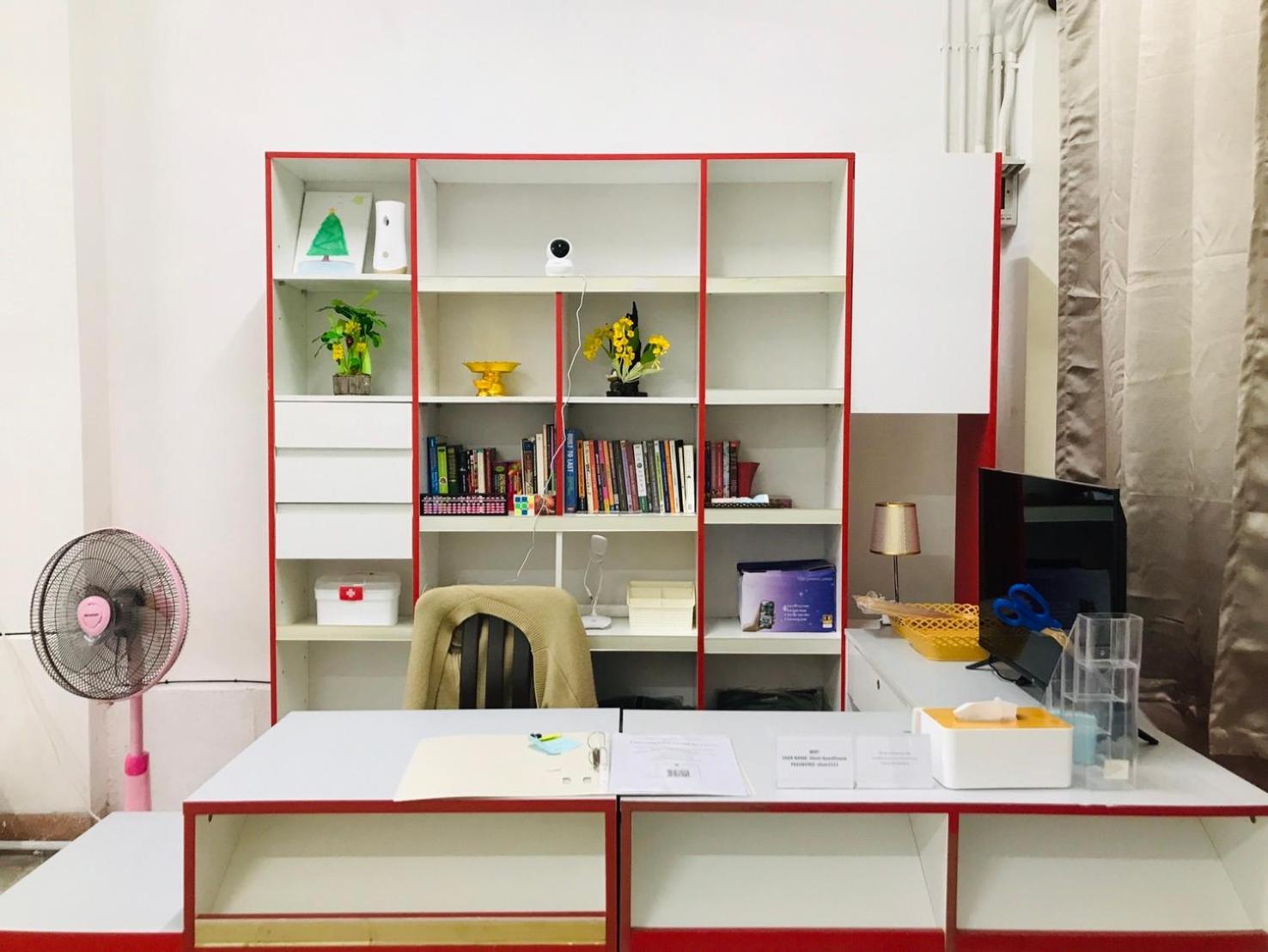 Silom Guesthouse Bangkok Ngoại thất bức ảnh