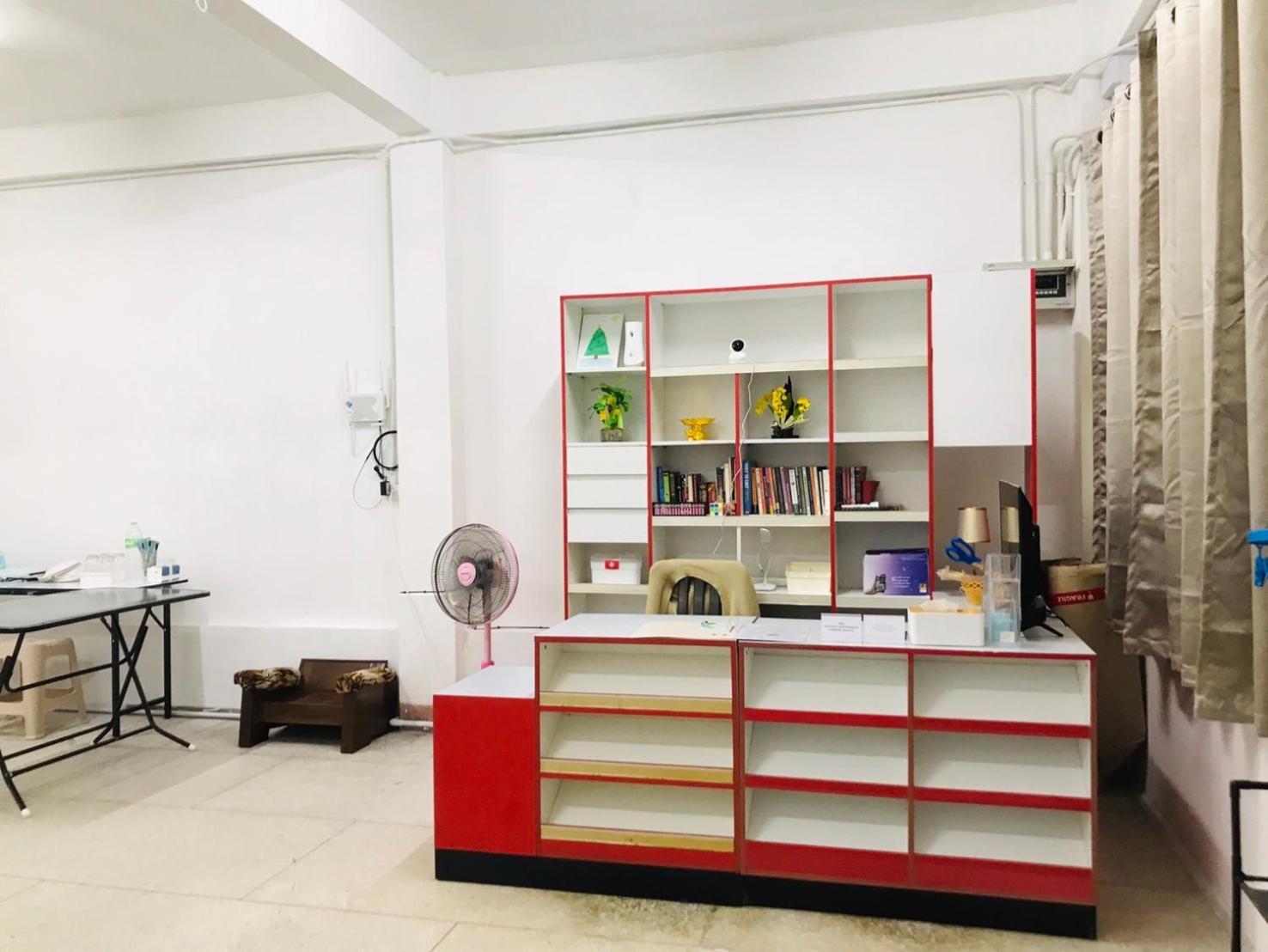 Silom Guesthouse Bangkok Ngoại thất bức ảnh
