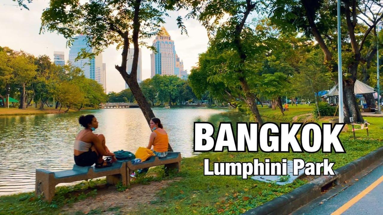 Silom Guesthouse Bangkok Ngoại thất bức ảnh