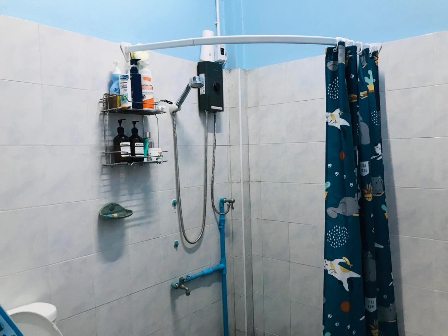 Silom Guesthouse Bangkok Ngoại thất bức ảnh